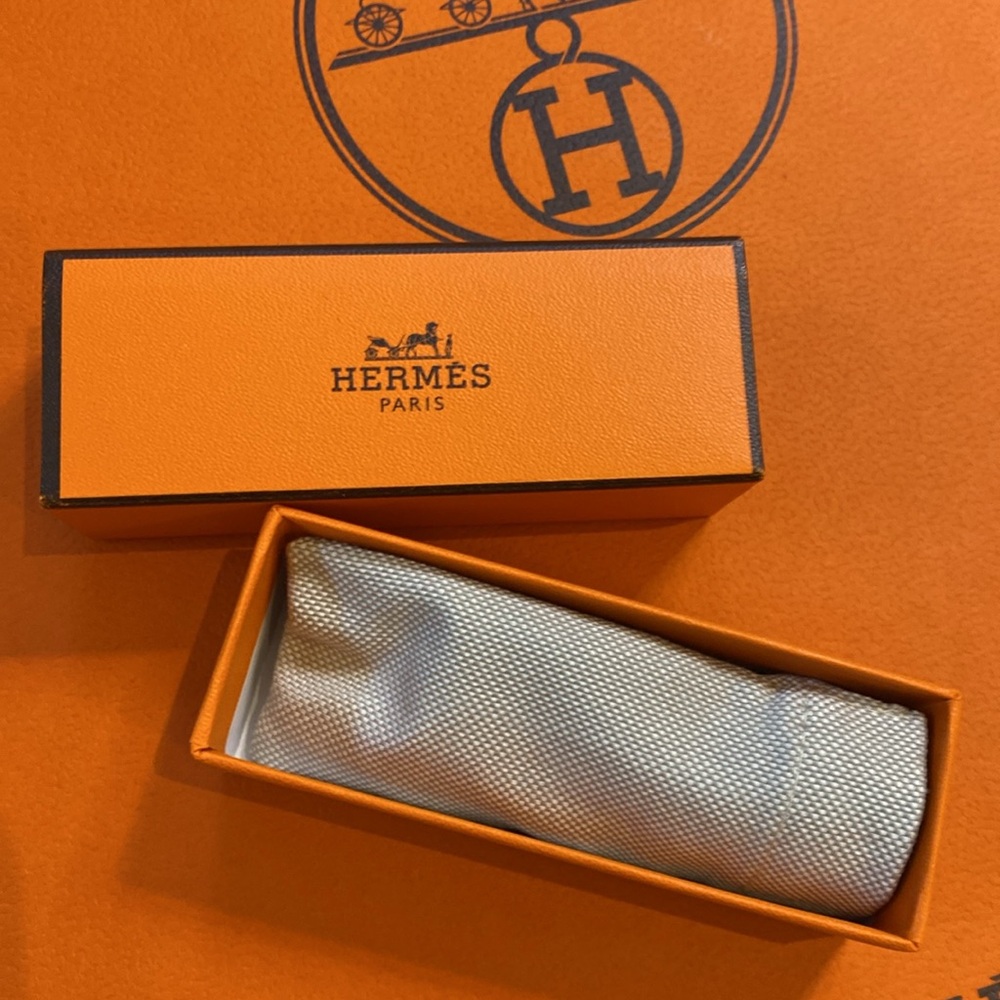 Hermès empty paper shopping bag & empty small cardboard box & muslin bag